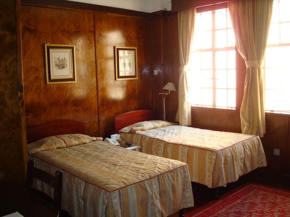 The Oakwood Hotel Nairobi Exterior foto