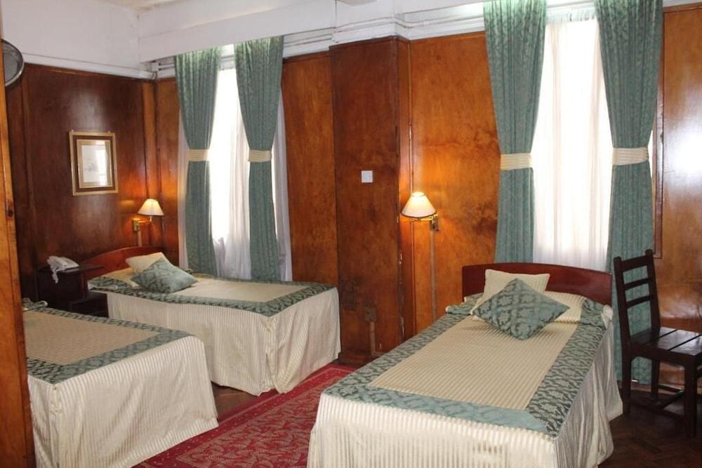 The Oakwood Hotel Nairobi Exterior foto